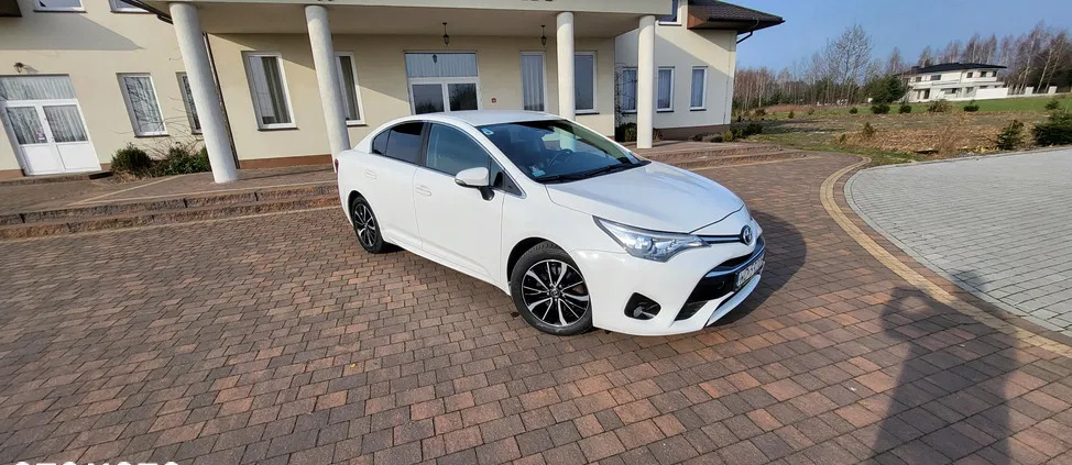 toyota avensis siedlce Toyota Avensis cena 53900 przebieg: 178000, rok produkcji 2018 z Siedlce